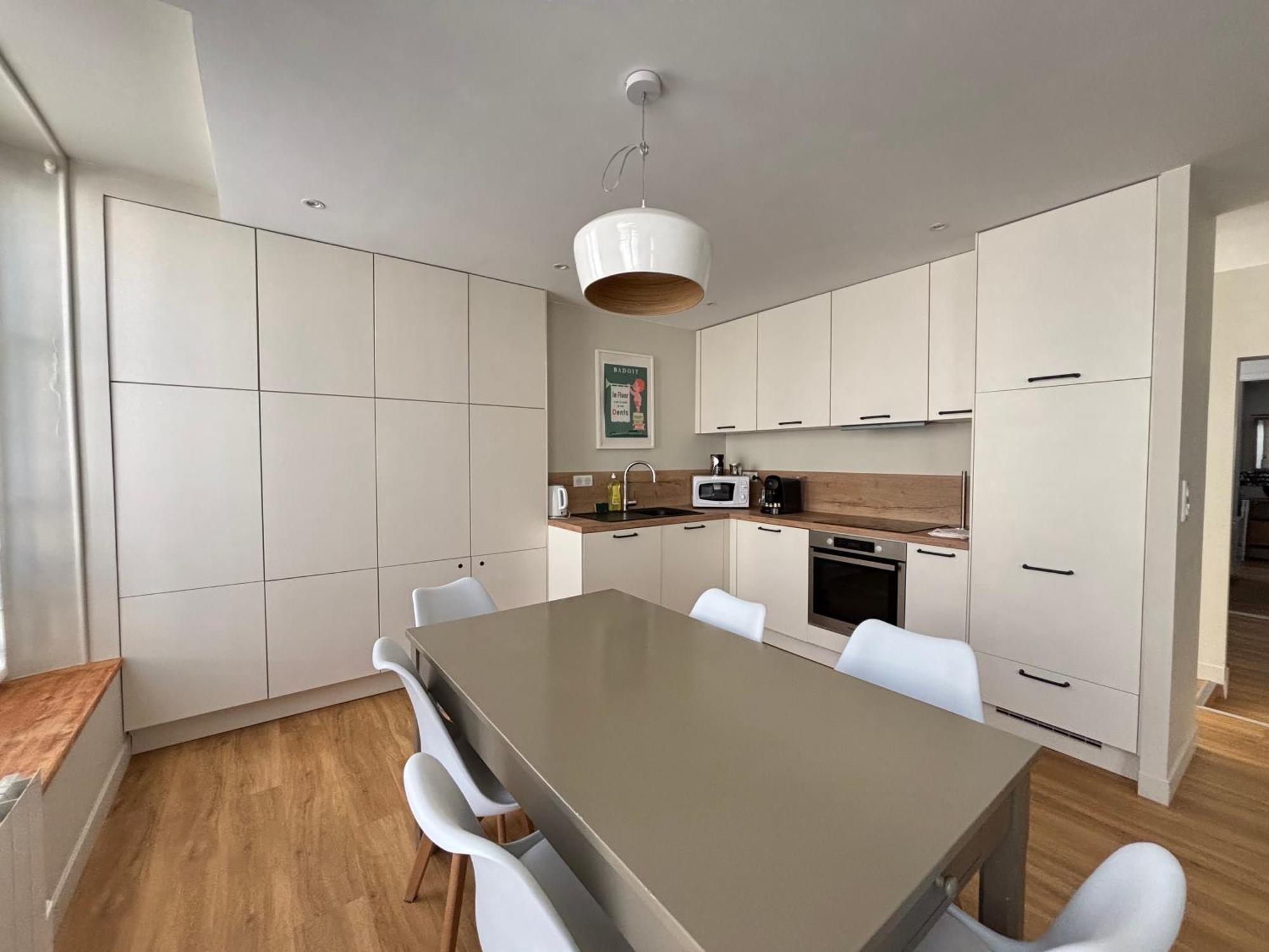 Bajocasse Apt Duplex Spacieux 3 Ch 2 Sdb Cosy Plein Centre Bayeux Decoration Elegante Proche Plages Du Debarquement Exterior foto